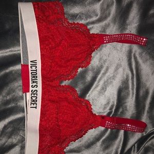 NWOT Victoria's Secret lace red lingerie bralette